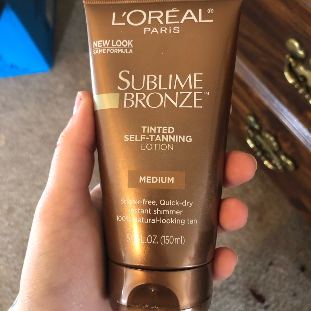 Self tanner